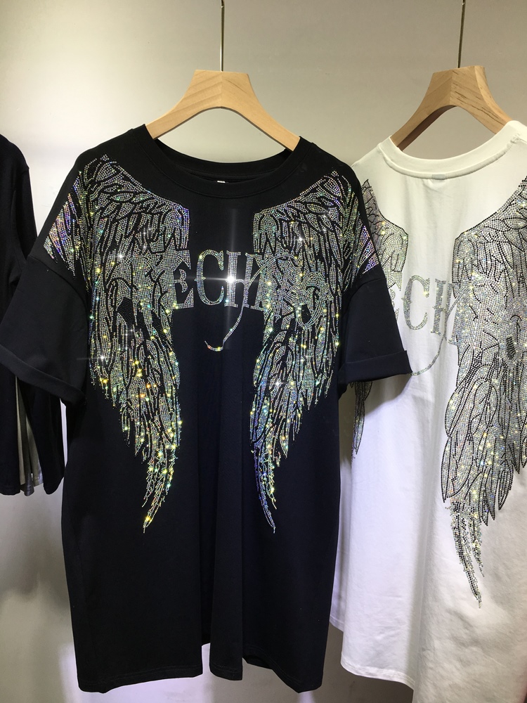 L-4XL Oversize Rhinestone Enge - Streetwear Clothing Brand recensie en prijs