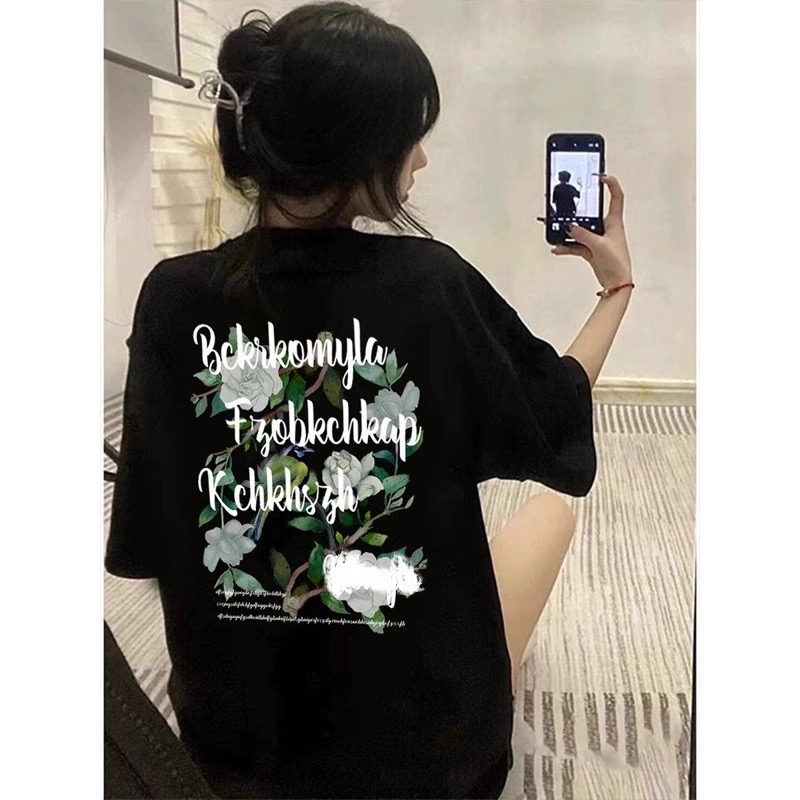 Losvallend katoenen T-shirt me - Streetwear Brand Of The Year recensie en prijs