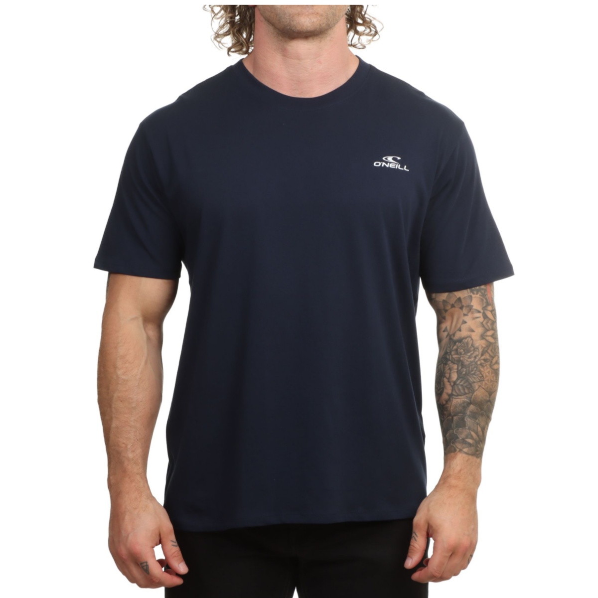 Essentials 90's Surfen Outdoor - Streetwear Brand Essentials recensie en prijs